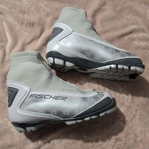 FISCHER Vision Touring Cross-Country Ski Boots Size EU 37